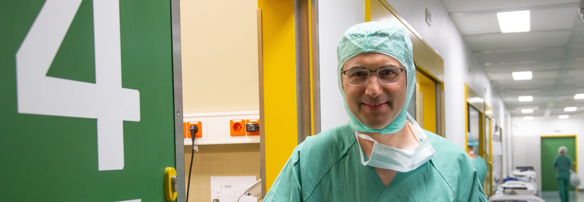 Dr. Lars Leupolt