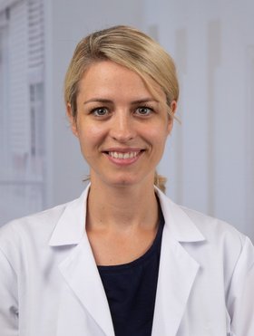 Dr. med. Jana  Bourgeois