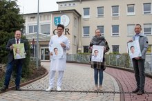 Mit Plakaten und Aktionen informieren Kreis Groß-Gerau und GPR Klinikum Rüs-selsheim über das Modellprojekt Medizinische Soforthilfe nach Vergewaltigung. 
