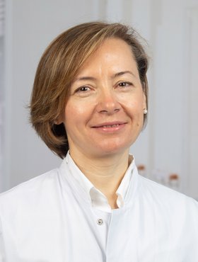 Dr. med. Natalie  Völler